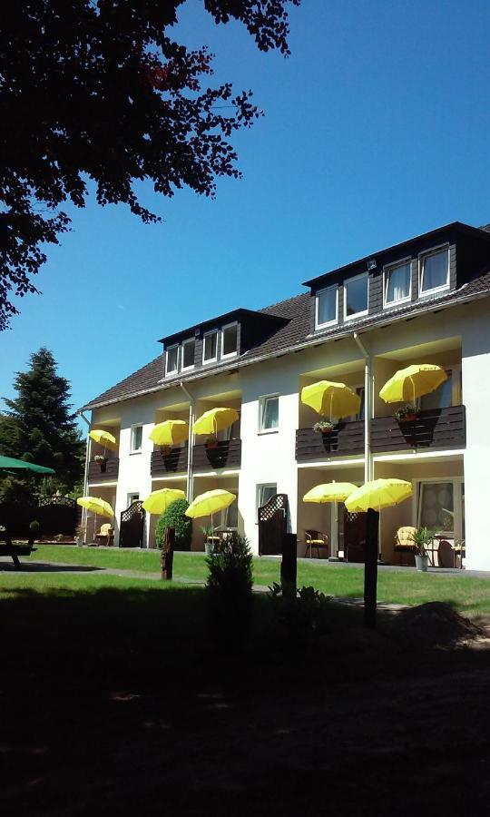Gaestehaus Falkenhof Westensee Eksteriør bilde